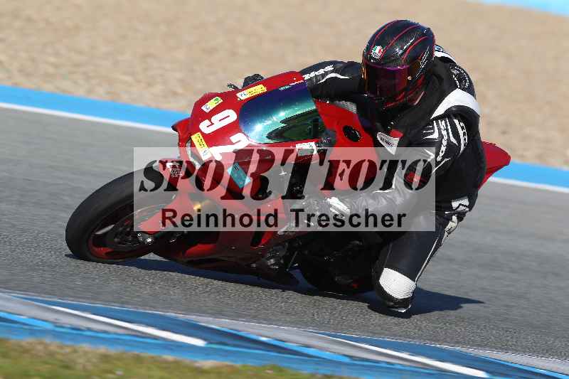 Archiv-2023/01 27.-31.01.2023 Moto Center Thun Jerez/Gruppe gruen-green/92